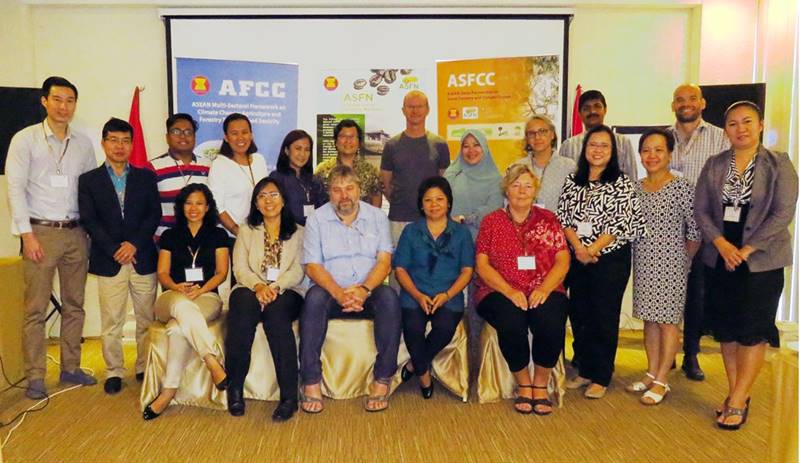 ASFCC leaders and representatives from implementing partners during the ASFCC Phase 3 Planning Workshop