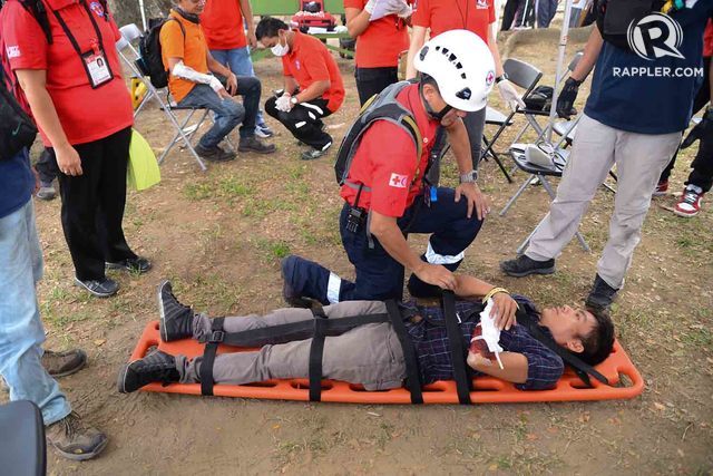 THE BIG ONE. Filipino volunteers at Intramuros participated in a nationwide Earthquake drill in 2015. File photo