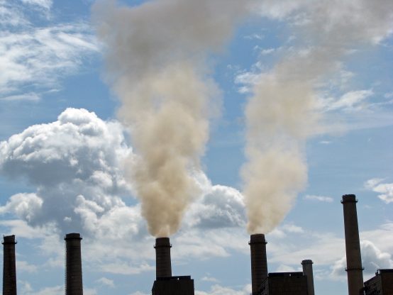 A coal-fired power plant in Kosovo. Credit: World Bank.