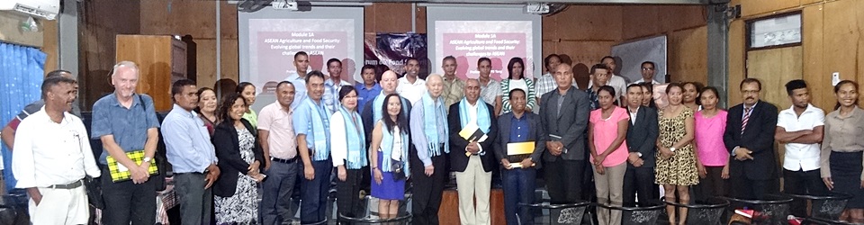 Participants pose for a souvenir photo with H. E. Estanislau Aleixo da Silva (center, first line), Timor-Leste's Minister of Agriculture and Fisheries.