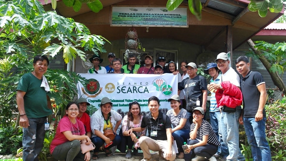 Participants of the Lakbay-Aral from SEARCA, UPLB and Oriental Mindoro.
