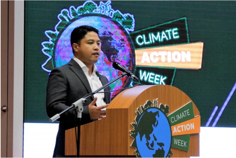 Head of Brunei Climate Change Secretariat Ahmad Zaiemaddien Pehin Dato Hj Halbi delivers his presentation as part of the Climate Action Week at the Brunei Mid-Year Conference and Exhibition. Photo: Rasidah Hj Abu Bakar