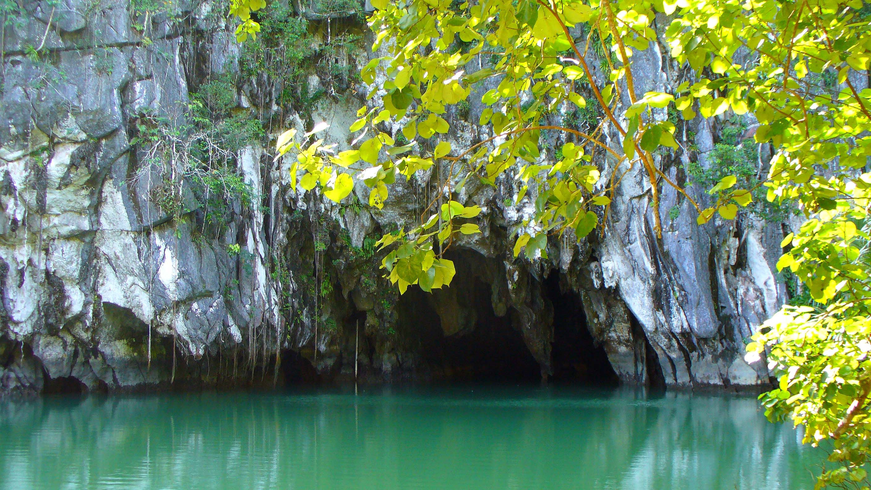 Cave entrace at Puerto Princesa Subterranean River National Park in Palawan, Philippines. Photo by Jud Partin