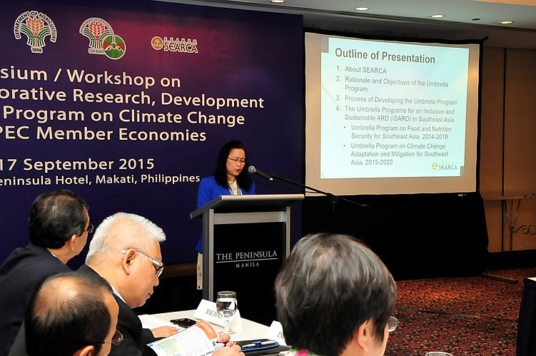 Dr. Bessie M. Burgos, SEARCA Program Head for Research and Development, presented SEARCA’s Umbrella Programs on Food and Nutrition Security and Climate Change Adaptation and Mitigation for Southeast Asia.